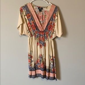 Short sleeve floral dress